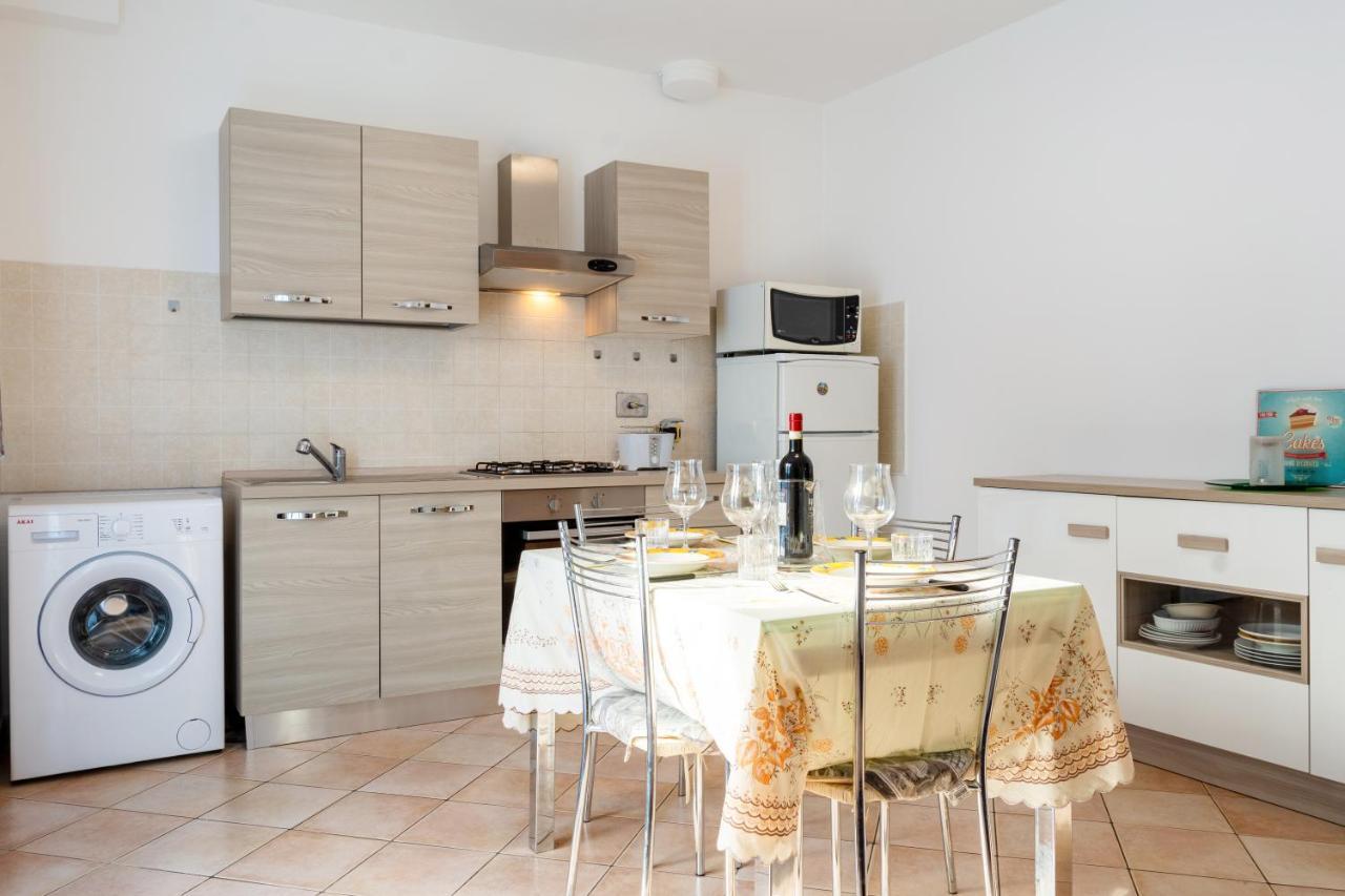 Casa Del Giardino Bright Apartment Bastia Umbra Exteriör bild
