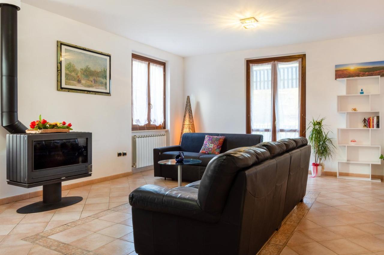 Casa Del Giardino Bright Apartment Bastia Umbra Exteriör bild
